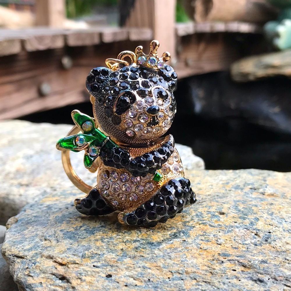 Panda Bear Keychain - Picture 2 of 11